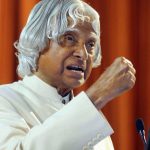 விண்வெளியில் வேரூன்றி விருட்சமானார் விண்வெளியில் வேரூன்றி விருட்சமானார் Alt